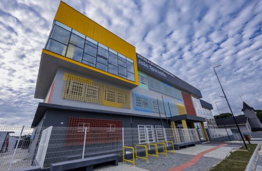 Araucária inaugura novo prédio da Escola Municipal do Campo João Sperandio, no Rio Abaixinho