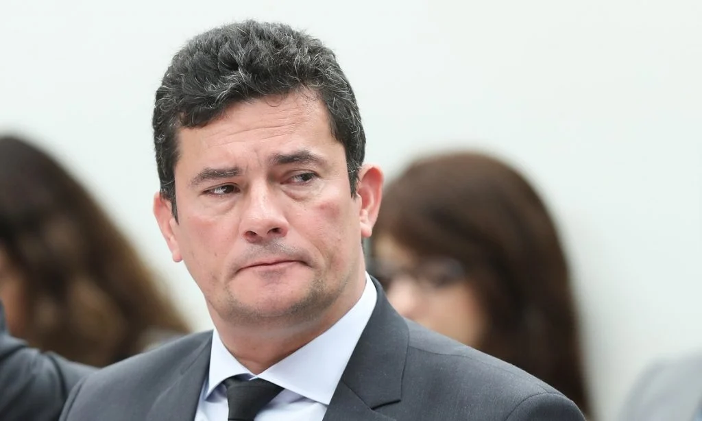 Pesquisa Quaest: Sergio Moro lidera corrida ao Governo do Paraná; Ratinho Jr. alcança 81% de aprovação