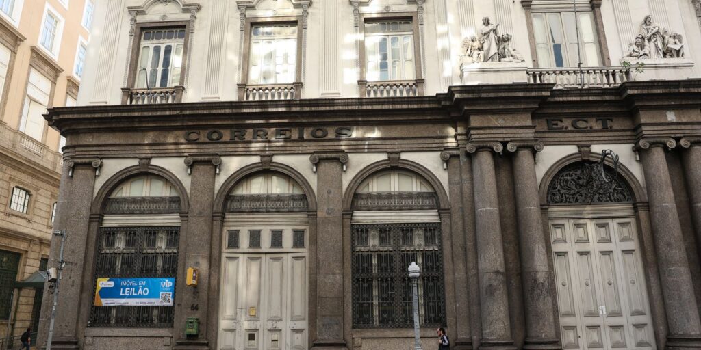 Antiga sede dos Correios no centro do Rio de Janeiro vai a leilão nesta quinta-feira