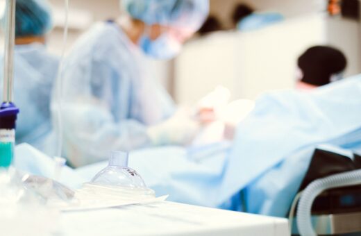 Avanço na Hematologia: Anvisa Aprova Novo Tratamento Contra Tipo Agressivo de Câncer no Sangue