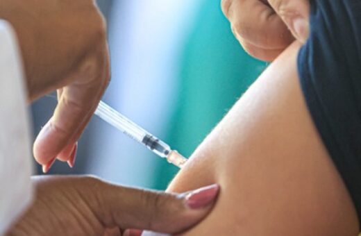 Pinhais abre unidades de saúde neste sábado para Dia D de Multivacinação