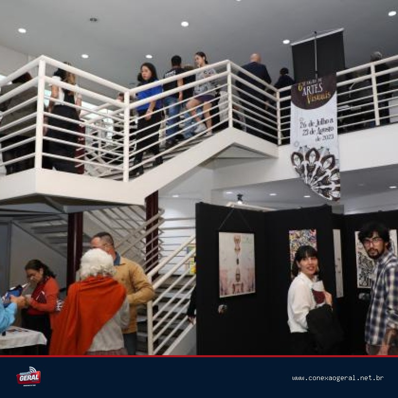 Salão de Artes Visuais reúne obras de seis estados e movimenta a cultura em Pinhais