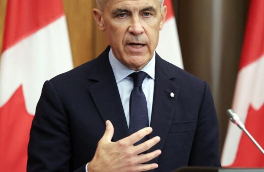 Canadá suspende negociação com EUA e anuncia tarifas em resposta a Trump