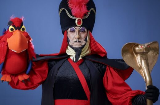 Feira do Livro de Araucária começa neste domingo com desfile de cosplay no Parque Cachoeira
