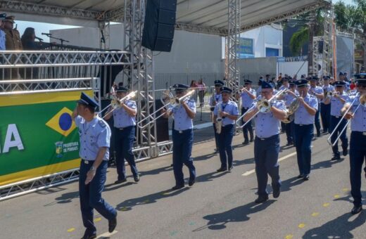 Pinhais prepara Desfile da Independência com mais de 100 grupos e mudanças no trânsito já começam nesta segunda-feira