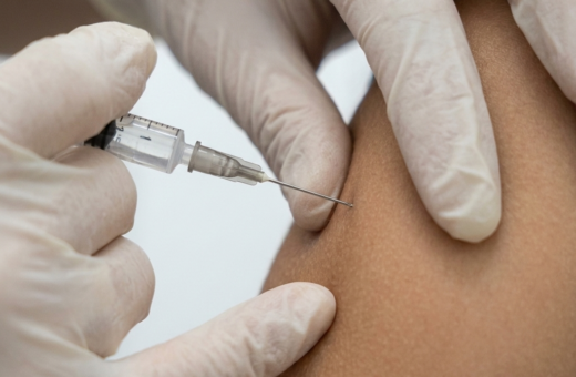 Campanha de Multivacinação aplica 55 mil doses no Paraná na primeira semana