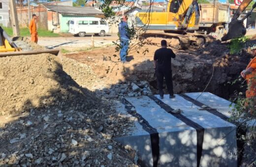 Araucária amplia drenagem na Rua Maritaca para reduzir risco de alagamentos no Capela Velha