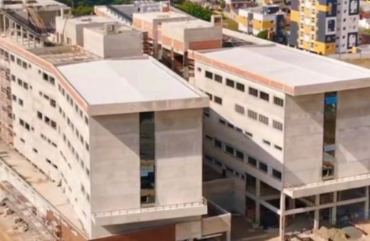 Novo Hospital de São José dos Pinhais se aproxima de 50% de execução e entra em fase decisiva da obra