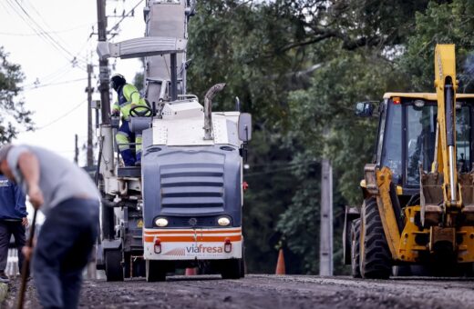 Araucária abre licitação de R$ 9,8 milhões para recomposição e revitalização do asfalto