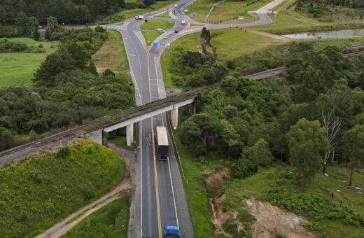 BR-277 tem bloqueios e pare e siga neste domingo por obras no Paraná
