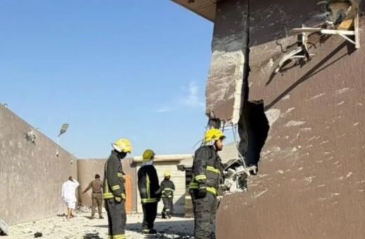 Destroços de drone interceptado deixam um morto e dois feridos na Arábia Saudita