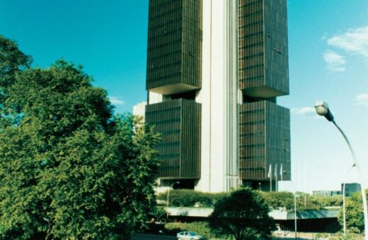 Copom reduz Selic para 13,75% ao ano; veja o impacto no crédito e nos investimentos