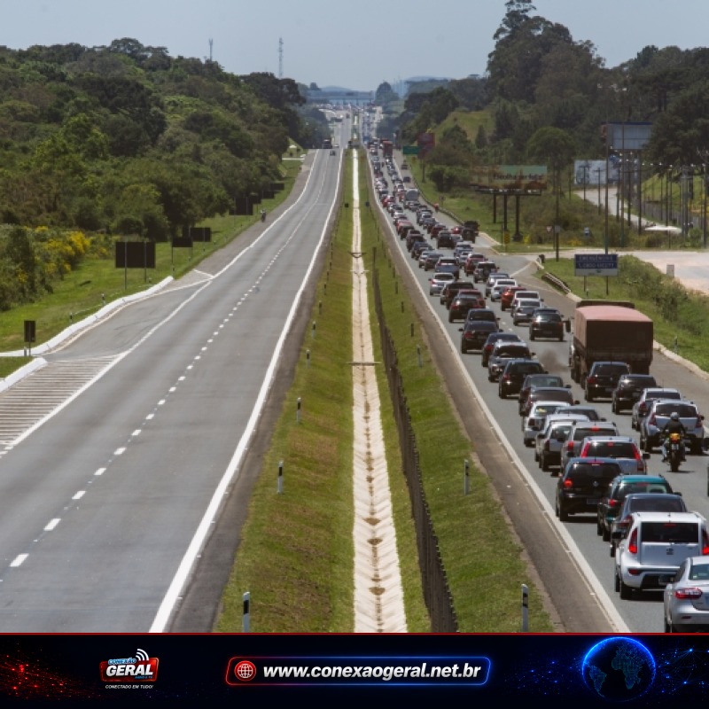 Rodovias do Paraná entram em período de maior movimento neste domingo