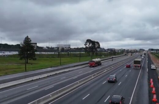 Retorno do feriadão aumenta fluxo na BR-277 e exige atenção até a noite