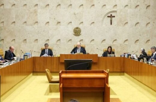 STF entra em impasse no caso Moraes-Vorcaro; Dino pede vista após placar de 4 a 3 por adiamento
