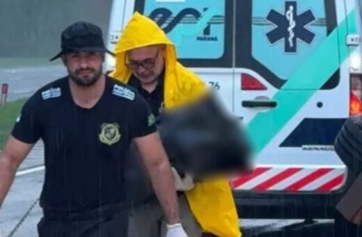 Bebê morre após carreta tombar e carga de arroz soterrá-lo na BR-369