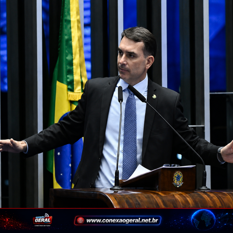 Flávio Bolsonaro cobra impeachment de Moraes e acusa Senado de omissão: “Não dá mais”