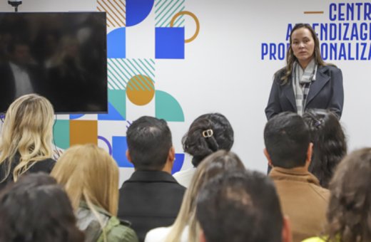 Circuito leva cursos profissionalizantes gratuitos às dez regionais de Curitiba
