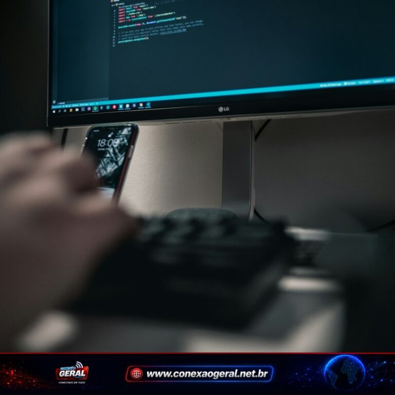 Falhas críticas no PHP colocam sites em alerta; governo brasileiro e especialistas recomendam atualização imediata