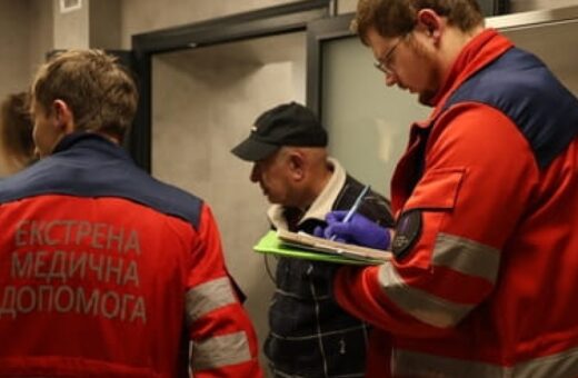 Bombardeio russo deixa seis mortos e 59 feridos em área residencial de Kharkiv
