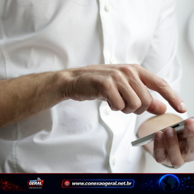 TSE deve analisar disputa sobre canal de WhatsApp ligado à campanha de Lula; decisão foi revertida e caso irá ao plenário