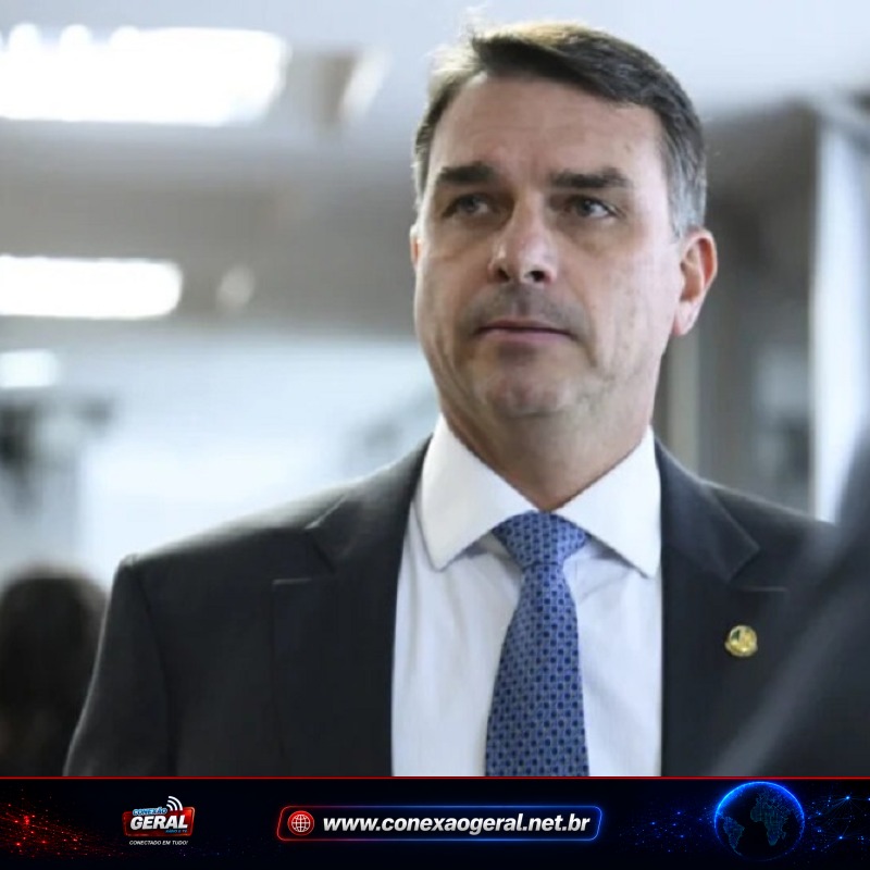 Flávio Bolsonaro, candidato à Presidência, em fotografia creditada a Andressa Anholete, da Agência Senado