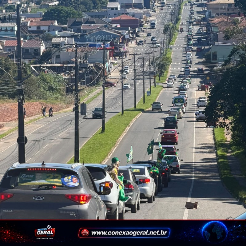 GIGANTE| Carreata em apoio a Flávio Bolsonaro reúne mais de mil veículos em Araucária