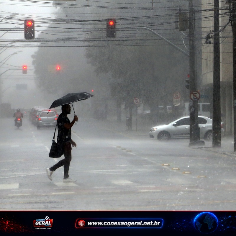 Chuva e risco de temporais exigem atenção de eleitores no Paraná durante o segundo turno